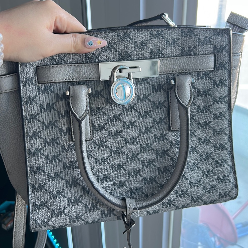 MK Medium tote bag